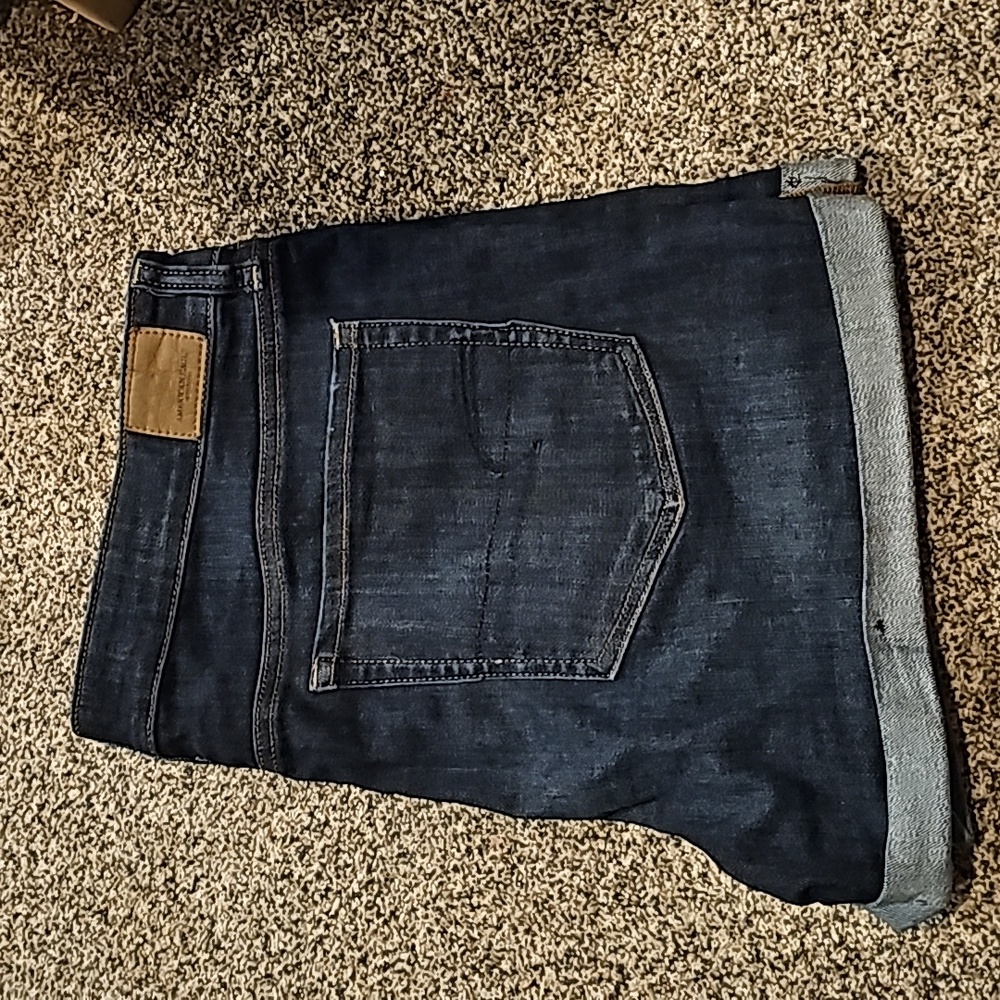 American Eagle Midi Short size 18